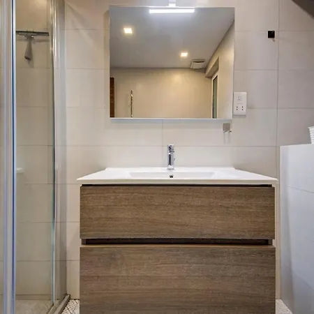 شقة One Bed - Spinola Bay Views In Paceville St Julians سانت جوليان