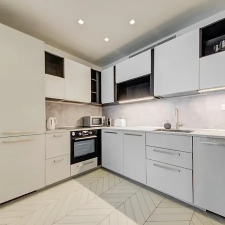 One Bed - Spinola Bay Views In Paceville St Julians