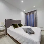 One Bed - Spinola Bay Views In Paceville St Julians